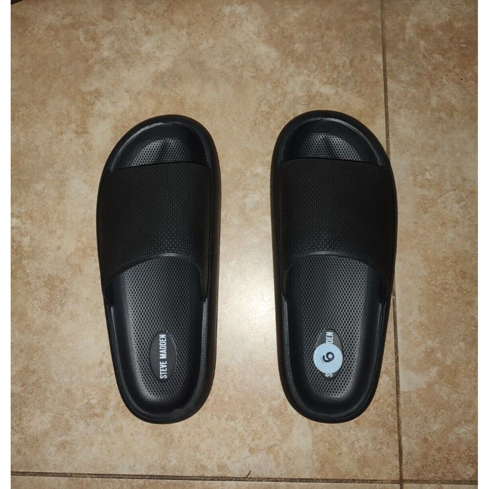 Women's Steve Maden Black Pillow Slippers Flip Flop Size 9